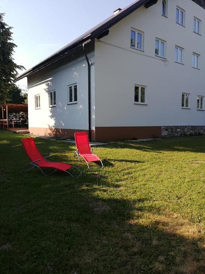 Guesthouse Arnika Fužine Exterior foto